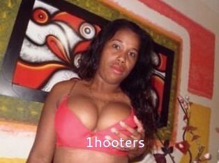 1hooters