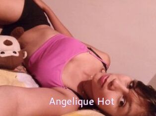 Angelique_Hot