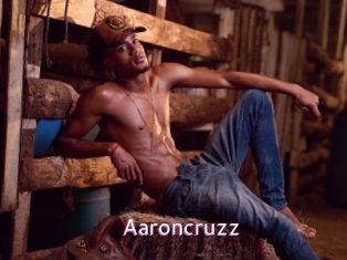 Aaroncruzz