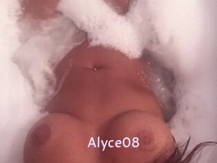 Alyce08