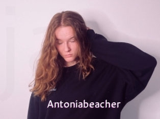 Antoniabeacher