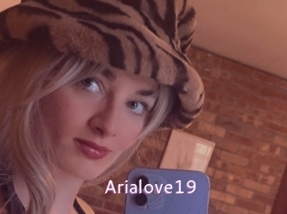 Arialove19