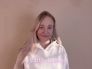 Earthabeeson