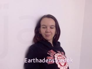 Earthadensfordek