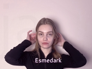 Esmedark