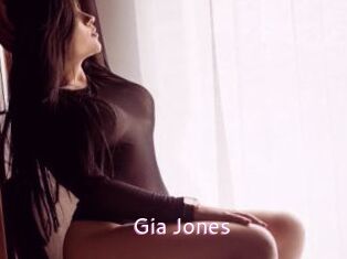 Gia_Jones