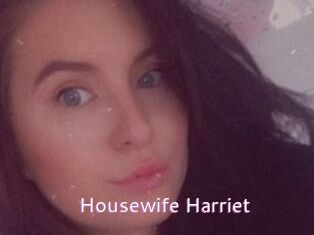 Housewife_Harriet