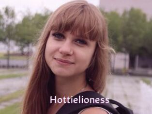 Hottielioness