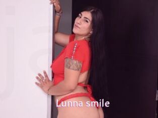 Lunna_smile