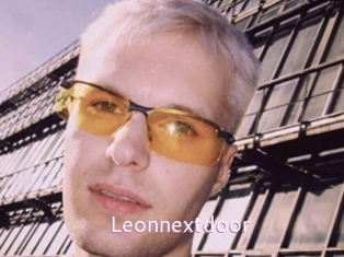 Leonnextdoor