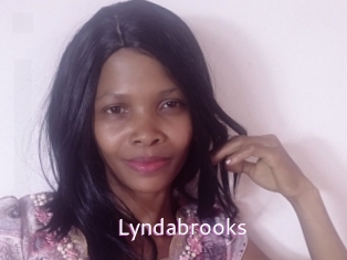 lyndabrooks Just Amateurs