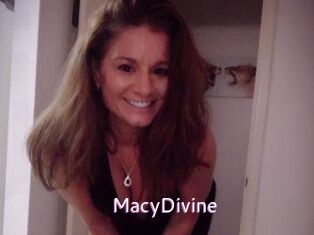 Macy_Divine