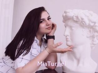 MiaTurnel