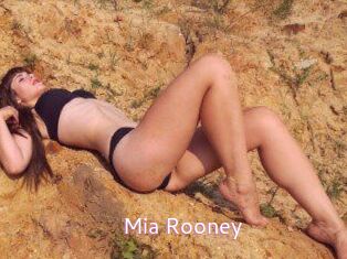 Mia_Rooney