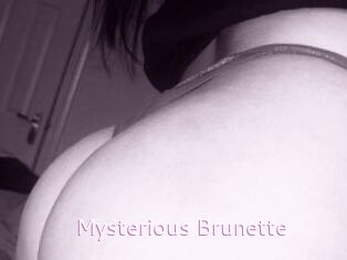 Mysterious_Brunette