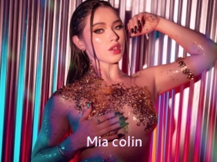 Mia_colin