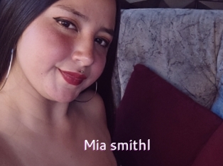 Mia_smithl