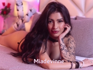 miadevinne Just Amateurs