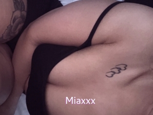 Miaxxx