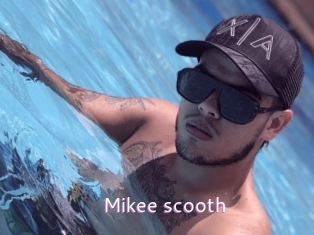 Mikee_scooth