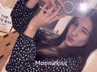 Mooniekiss