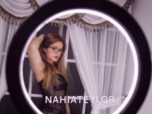 NAHIATEYLOR Just Amateurs