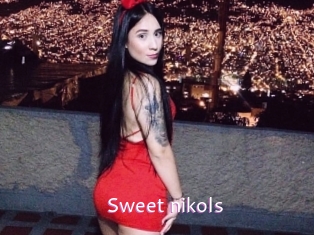 Sweet_nikols