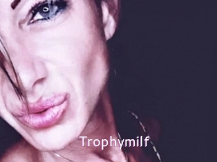 Trophymilf